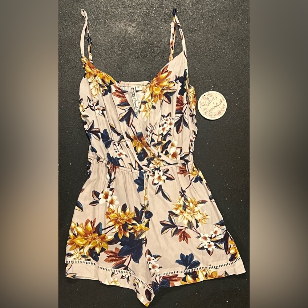 NWT Gypsies & Moondust Romper- Small